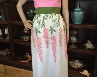 Short Sleeve Gown in Wisteria