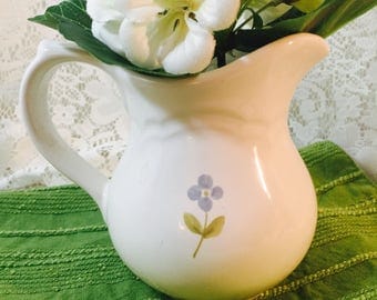 Vintage Pfaltzgraff Garland Creamer - Pitcher - Stoneware
