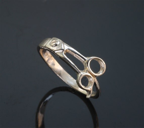 14K Gold Ladies 'Pinkie' Scissor Ring © by Cavallo