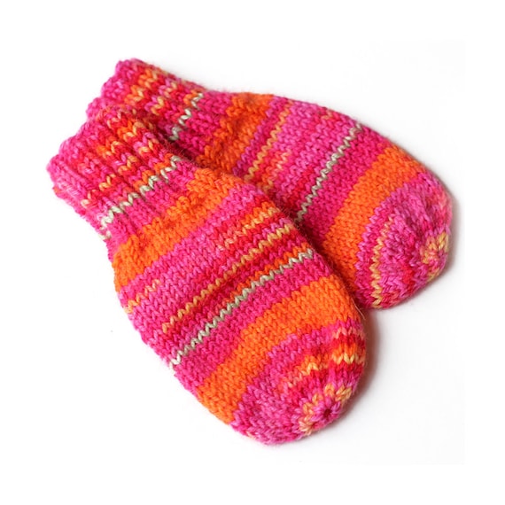 No String Thumbless Mittens. Knit Winter Mitts Without Thumbs.