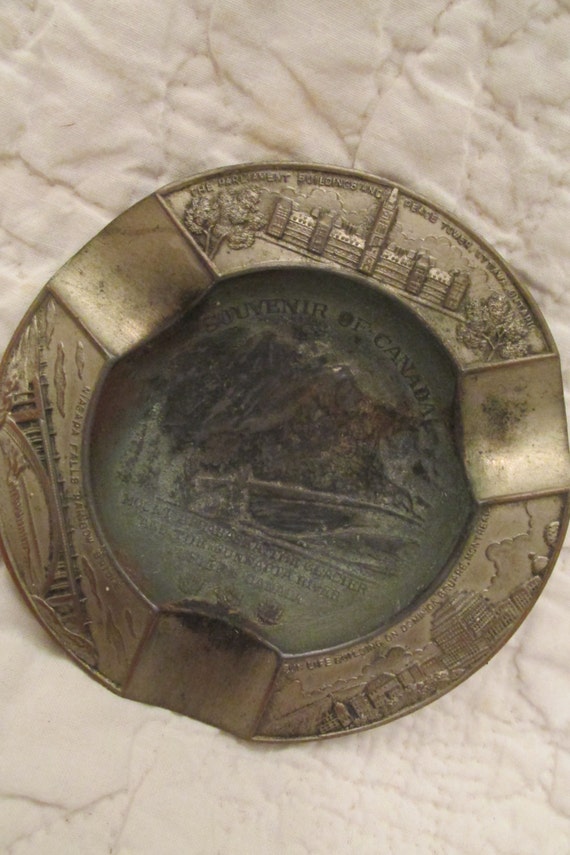 Vintage Canada Ashtray Metal Souvenir