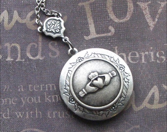 Silver Claddagh Locket Necklace- Enchanted Irish Love - Jewelry by TheEnchantedLocket - BEAUTIFUL Wedding Anniversary Bride Gift