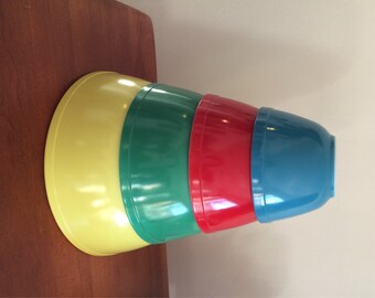 Pyrex Nesting Mixing Bowls 401, 402, 403, 404 Primary Colors Yellow, Green, Red and Blue Vintage Kitchen Primary Bowls Farmhouse Pyrex Set