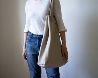 FOKS FORM Bi Bag 04, Minimal leather tote bag, handbag, everyday bag, leather hobo,