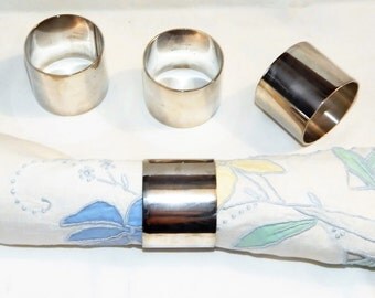 Vintage Silver Plate Napkin Rings Leonard Hong Kong Set Of 4 Light Patina Dinner Ware Fine Dinning
