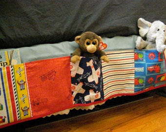 Child's Bed Caddy, Book Toy Organizer, Bedside Caddy 5 pocket