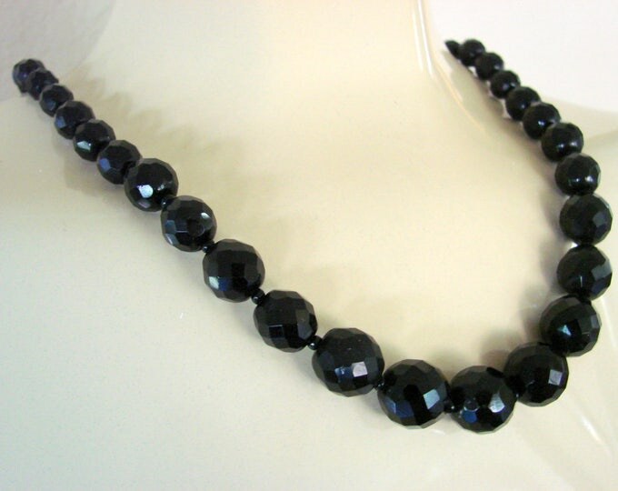 Classic Antique Black Faceted Glass Graduated Bead Necklace / Vintage Jewelry / Jewellery