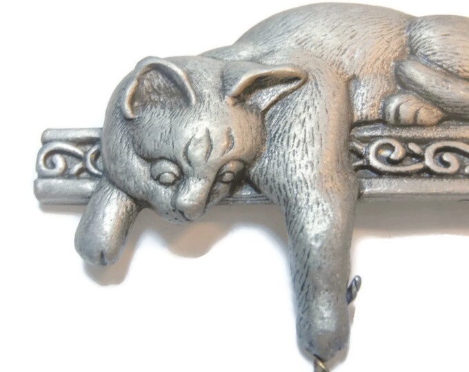 FREE SHIPPING JJ pewter brooch bored cat on shelf playing with an indignant mouse, pewter signed, Jonette jewelry company, kitty kitten, pin