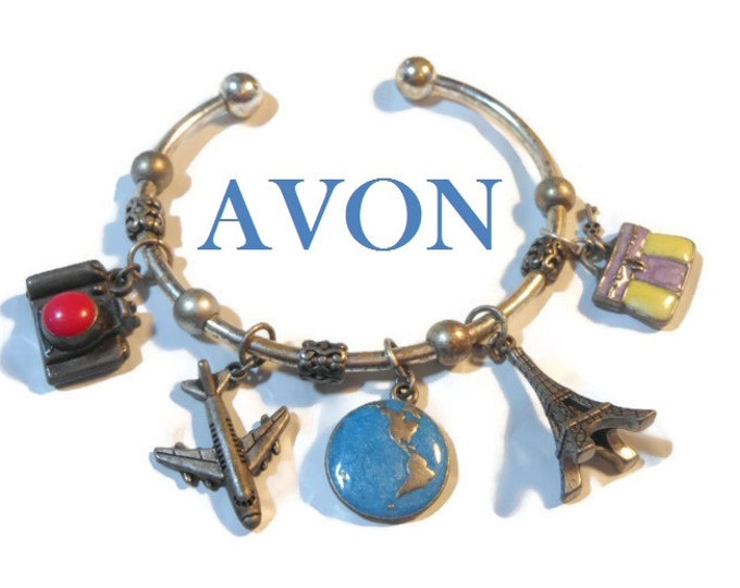 FREE SHIPPING Avon travel charm cuff bracelet marked nr silver plate with pewter charms - camera, plane, globe, Eiffel Tower, briefcase