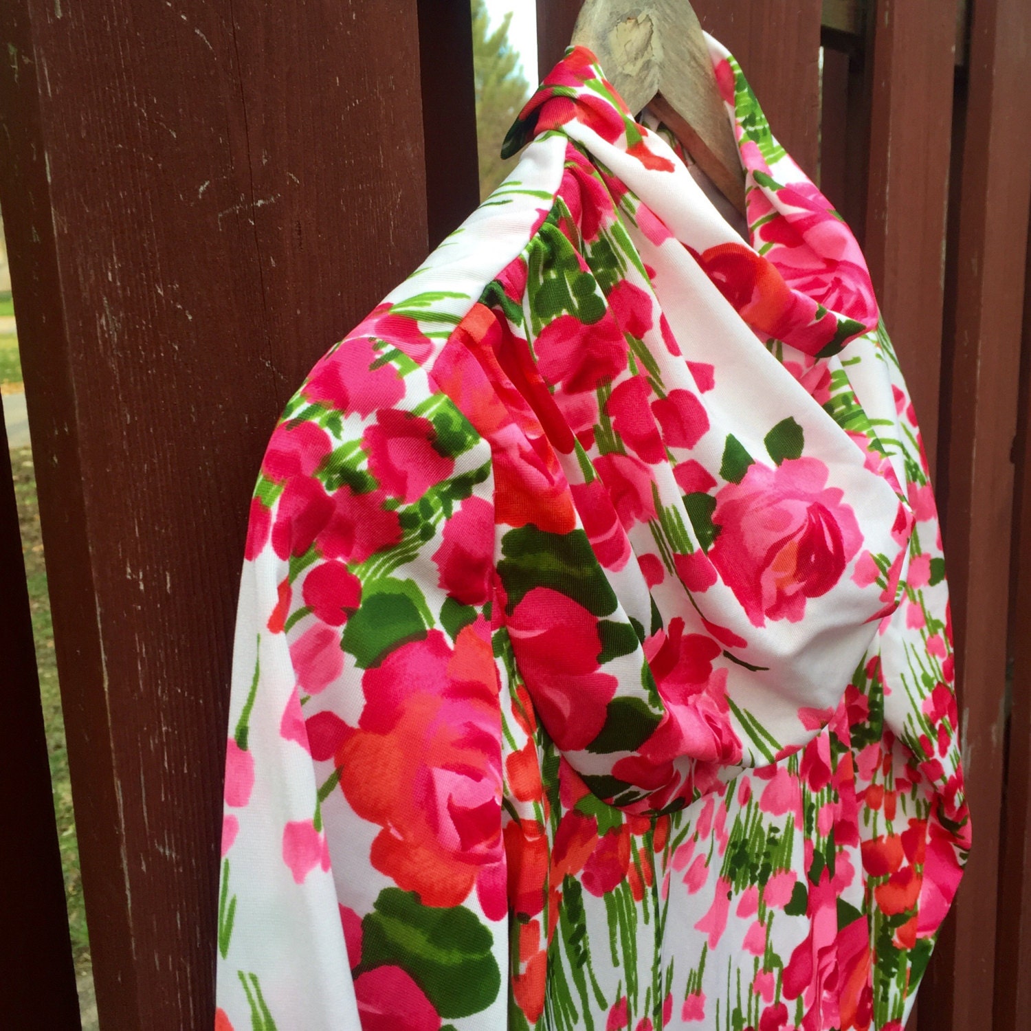 Vintage Pink and White Floral Print Long Sleeved Dress with