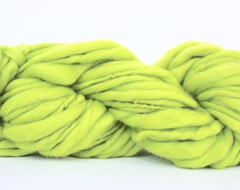 Hand Spun Yarn ,Thick and Thin Yarn, Super Chunky Yarn, Fine Merino Wool Yarn, Bulky Yarn, TTY ,Citron Color Yarn