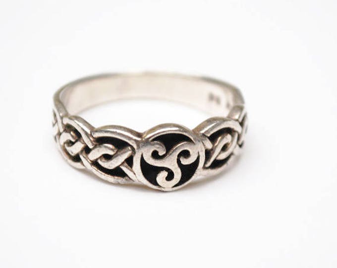 Sterling Celtic Ring - Size 11 - Irish Knot Sterling band ring