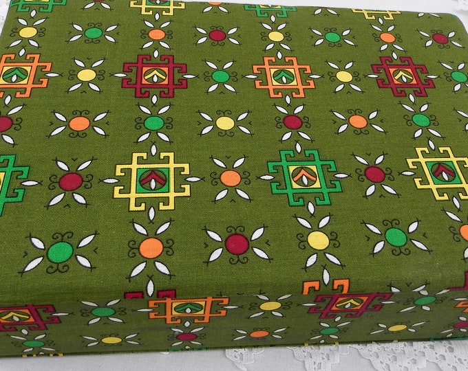 Vintage French Mid Century 1960s Green Fabric and Wooden Sewing Box Large Size with Compartments, Retro Crafting, Haberdashery, Dress Making Vintage French Mid Century 1960s Green Fabric and Wooden Sewing Box Large Size with Compartments, Retro Crafting, Haberdashery, Dress Making