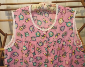Grandmas Vintage Kitschy Kitchen Apron Cute Tea Cup Apron Cottage Chic