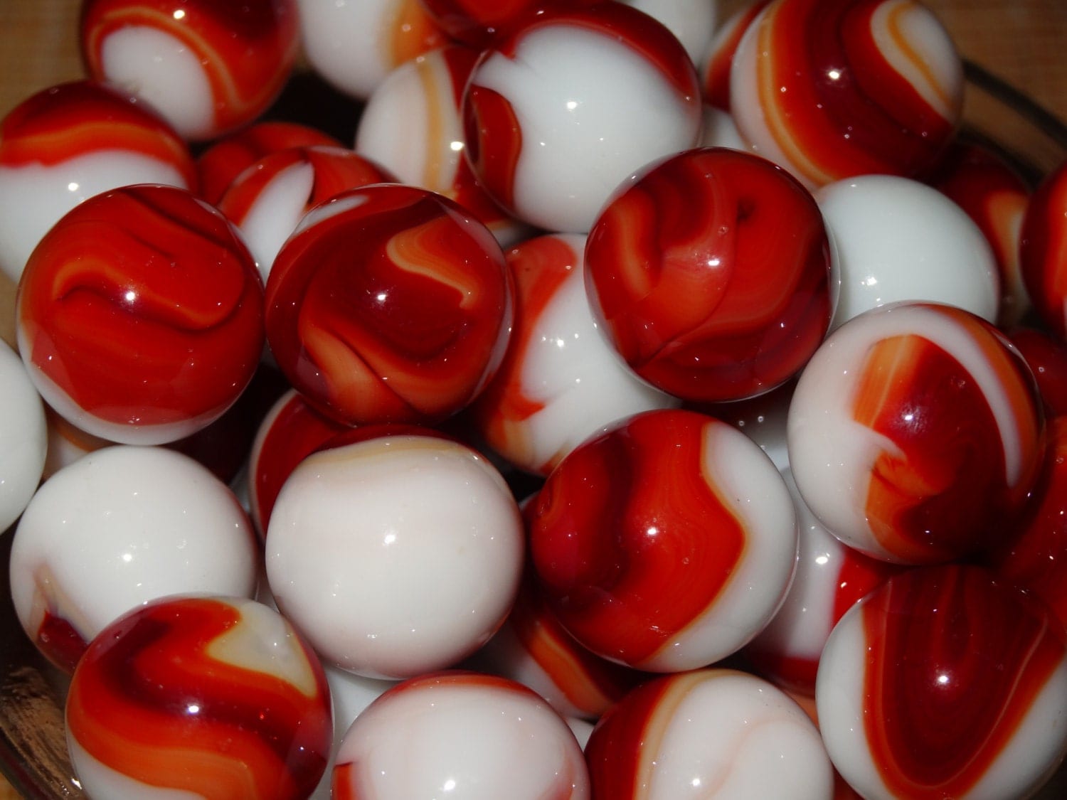 Lot of 15 Vintage Marbles / Glass Marbles / Toy Marbles