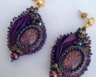 Purple earrings with silk shibory