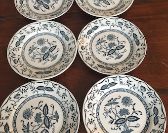 Vintage Cavalier Ironstone, Blue Onion Pattern, Royal China, USA, Bread plates