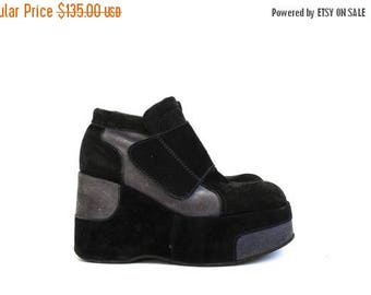 Vinage 90s Italian Black Mega Platforms // Club Kid Mega Platforms // Spice Girl Shoes // Avant Garde Ankle Boots // Platform Sneakers 7