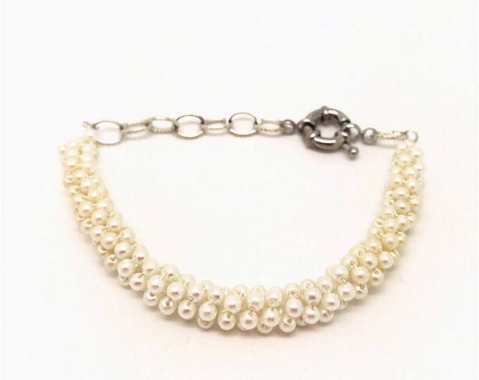 Ivory pearl bracelet, Ivory bracelet, ivory girl bracelet, ivory pearl jewelry, pearl bracelet, pearl jewelry, white pearl bracelet