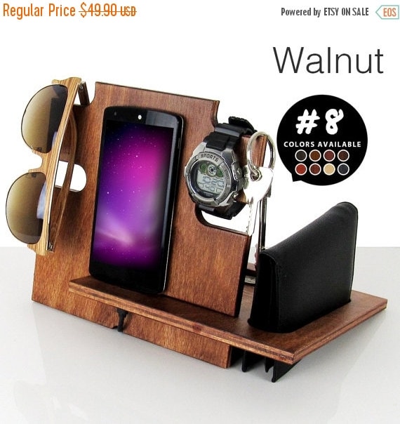 Mens birthday gift,birthday gift,gift for him,gift for men,gift for husband,gift for dad, birthday gifts,docking station,iphone dock,walnut