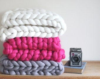 Chunky Knit Blanket Throw // Handmade // Gifts for Couples // Wedding Gift // Gifts for her // House warming gifts // Anniversary gifts