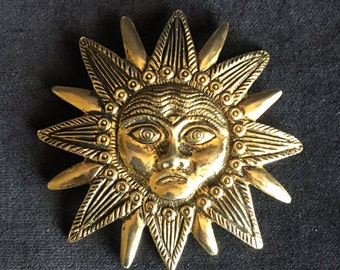 Vintage Castlecliff Sun Brooch