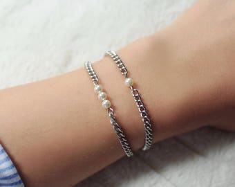 Pearl Bracelet - Swarovski & Stainless Steel, Delicate,3 pearls