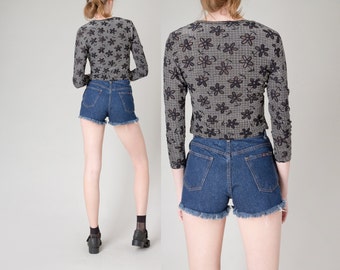 HIGH WAIST denim shorts vintage women 90s Dark wash vintage spring summer / 26 waist / size 4 / better Stay together