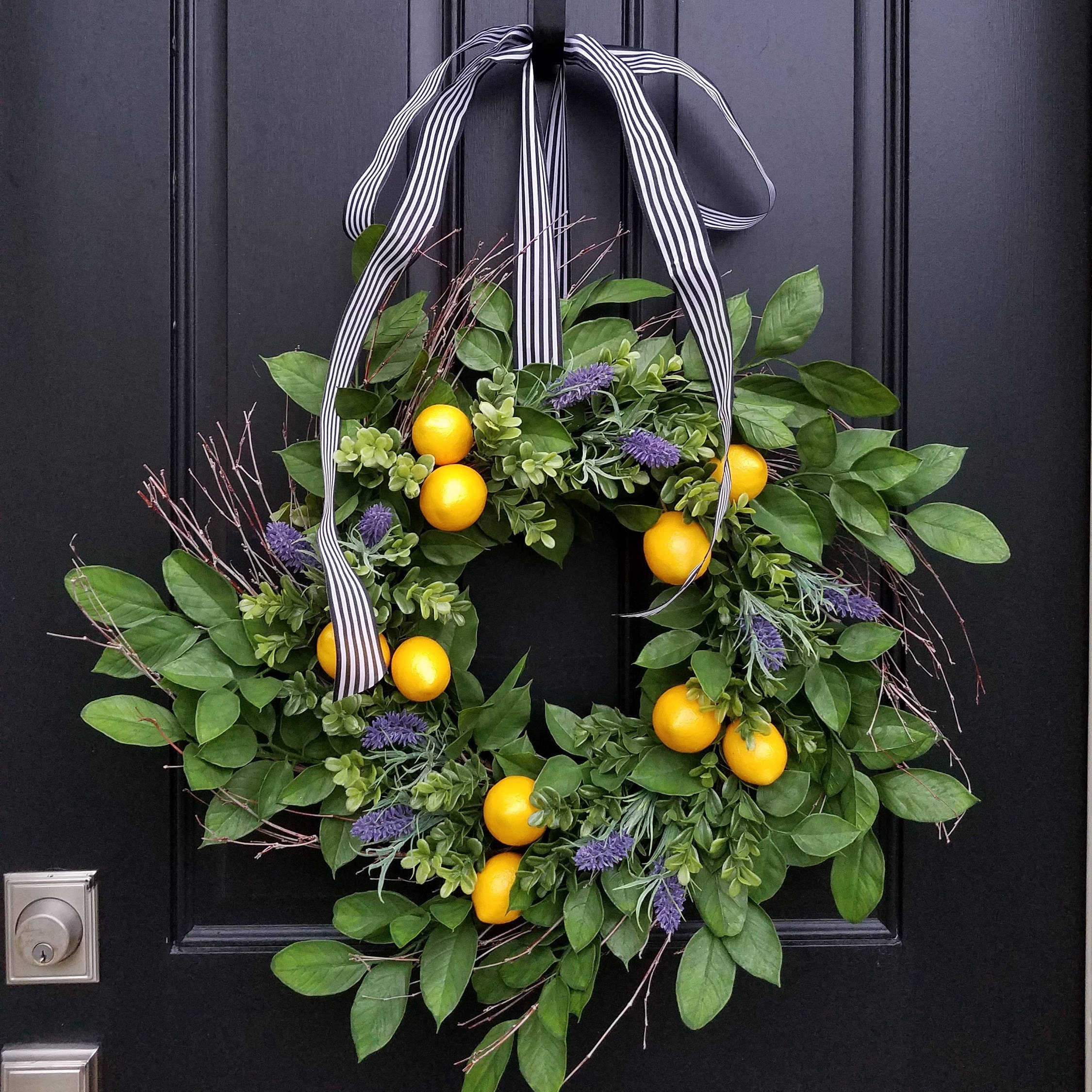 SUMMER WREATHS, Lemons Wreath, Yellow Lemons Wreath, Taste of Summer, Boxwood and Lemons, Summer Door Wreaths, Front Porch Wreaths