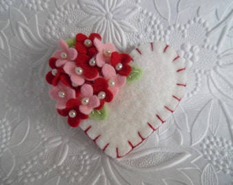 Felt Flower Brooch Red Valentines Day Heart Wool Beaded Pink