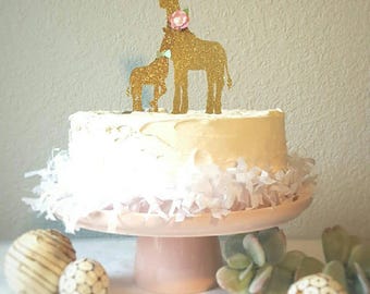 Giraffe cake topper! Mama and Baby! Baby shower! Gold glitter giraffe cake topper! Cake Topper!