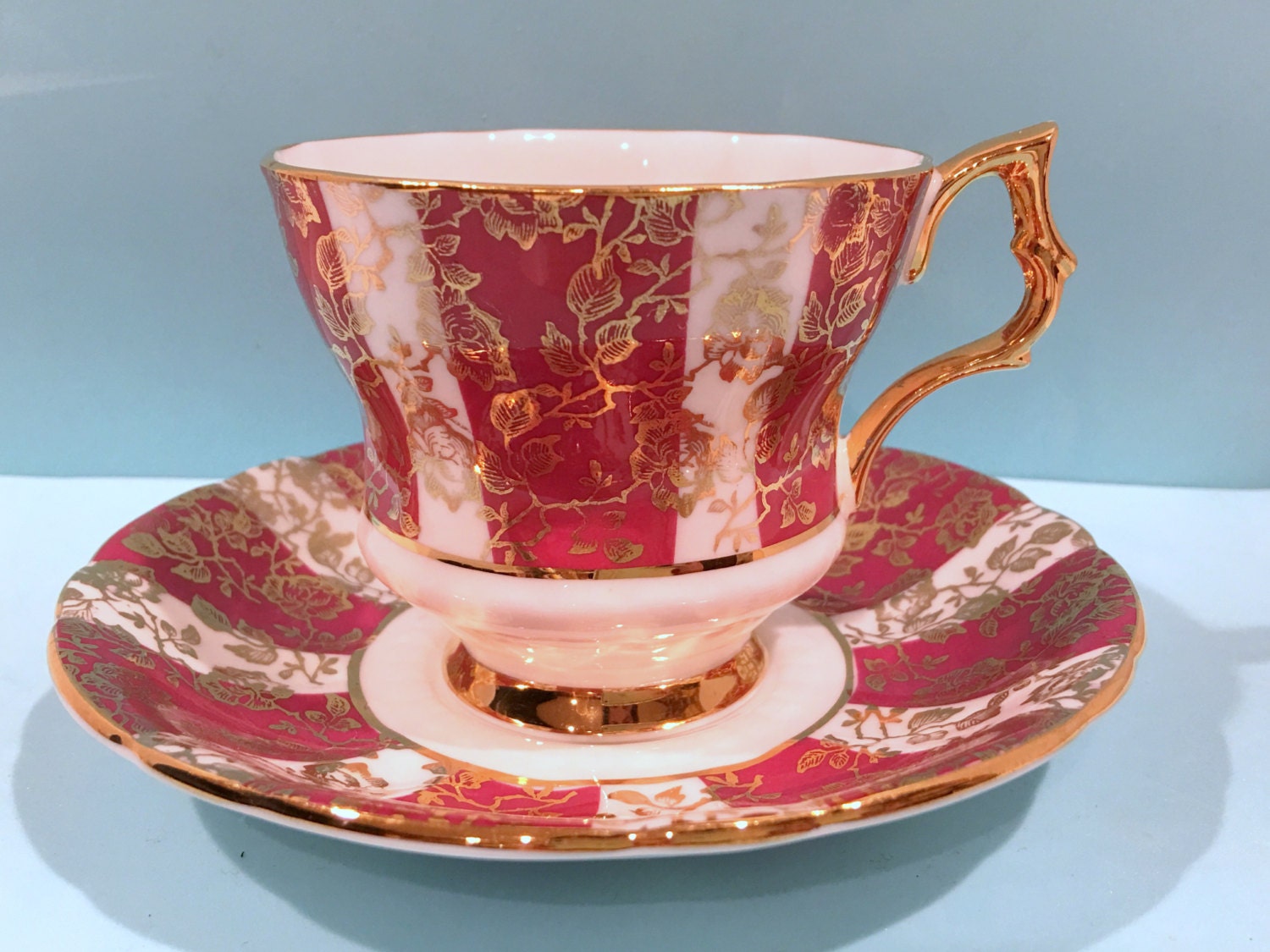Pinwheel Royal Windsor Tea Cup and Saucer, Red Gold Tea Cups, Tea Cups