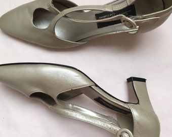 Vintage 1980s Sesto Meucci Designer Champagne Leather Vintage High Heeled Pumps