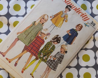 Simplicity Vintage Pattern - Girl's Size 10 Dress