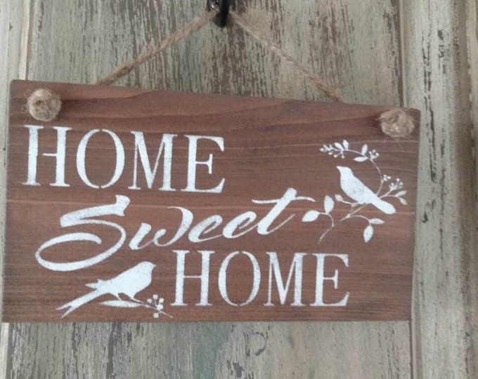 Home sweet Home pallet sign with birds.