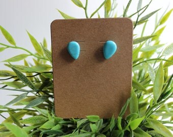 Handmade Earrings - Blue Stone Rain Drop studs,jewelry,ears,pierced,piercing,lobe,simple,classy,jewellery,blue,rain,water,stone,crystal,tear