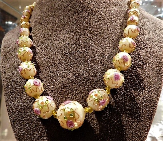 Venetian Necklace Wedding Cake Beads Murano Lampwork Fiorato Antique Pink Roses Art Glass Hand Rolled Knotted Beaded Necklace Italian Italy