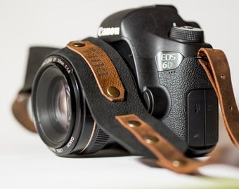 Personalized strap, Leather Camera Strap, Gift for Photographer, Camera strap, Nikon camera strap, Canon camera strap, Photographer gift,