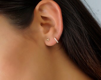 Small hoop earrings - huggie hoops earrings - hoop earrings - Dainty hoops - Tiny hoops - Thin hoops - Minimalist earrings - Minimal jewelry