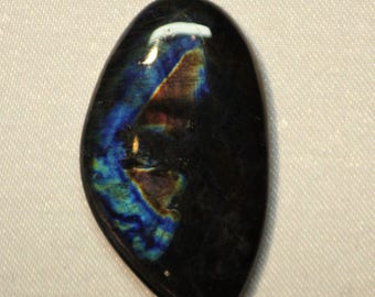 28,25 cts - Spectrolite de Finlande - Ylämaa - cabochon forme libre - labradorite gemme wrap silver bezel sertir bijoutier joaillier