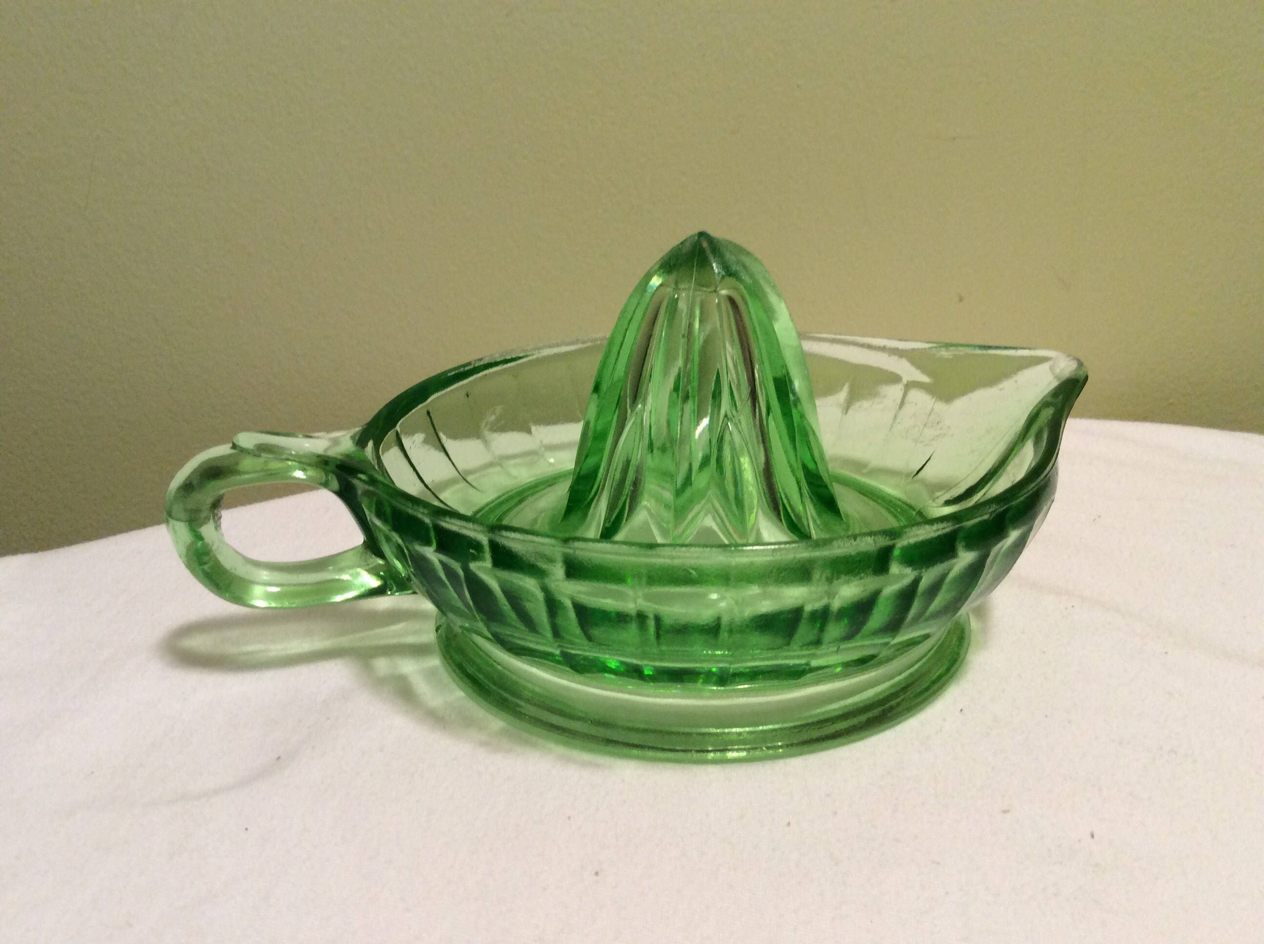 Vintage Indiana Green Glass Juicer Hand Held Squeeze Lemon