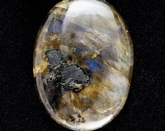 Beautiful Natural Labradorite cabochon stone