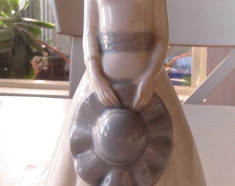 Porceval Figurine, Lady with Hat, Vintage Fine Ceramic from Spain.