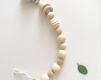 Wooden pacifier clip Crochet wood pacifier holder Wood beads Baby shower gift Dummy chain holder Leather pacifier clip Baby accessories