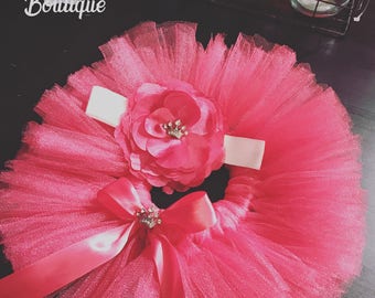 Newborn tutu with matching headband. (Perfect baby shower gift!)