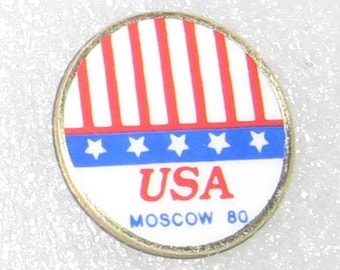 USA Moscow 80 hat pin lapel pin. Vintage collectible. Enamel.