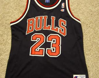 90s bulls shirt