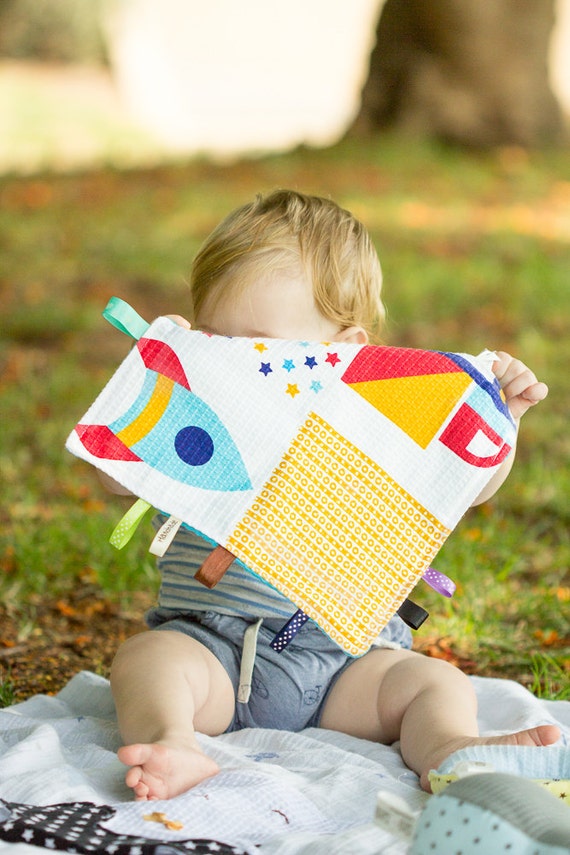 Baby taggies personalized baby taggie blanket Security