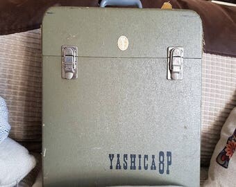 Vintage-Yashica 8P-8mm Film Projector