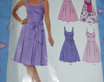 New Look 6776 Misses Dress Sewing Pattern - UNCUT - Size 8 - 18
